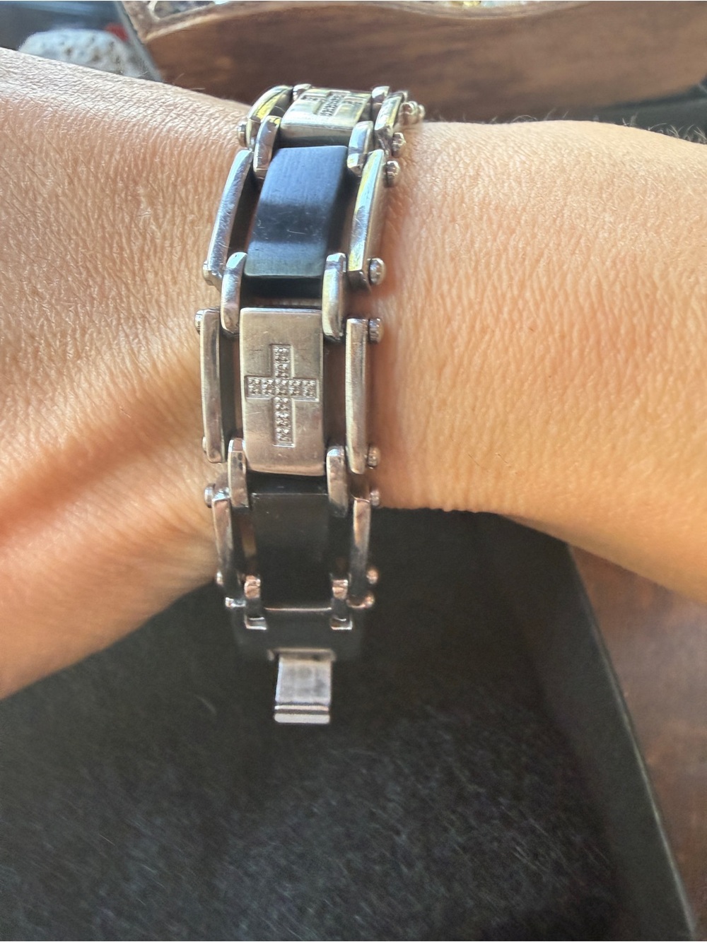 VTG Cross Link Bracelet in Black and Silver Stainless Steel Diamond - Picture 13 of 17